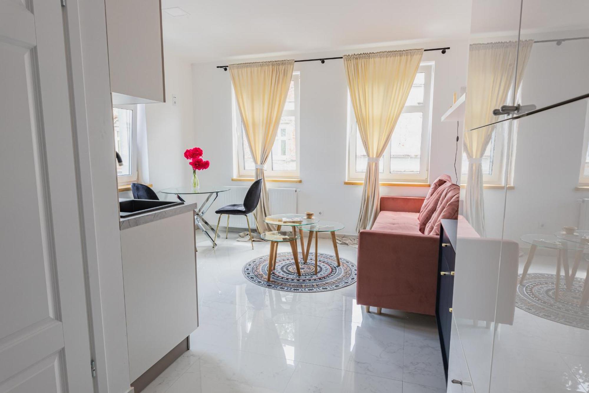 Moveen! Wynajem Apartamentow We Wroclawiu! 10 Minut Od Centrum Екстер'єр фото